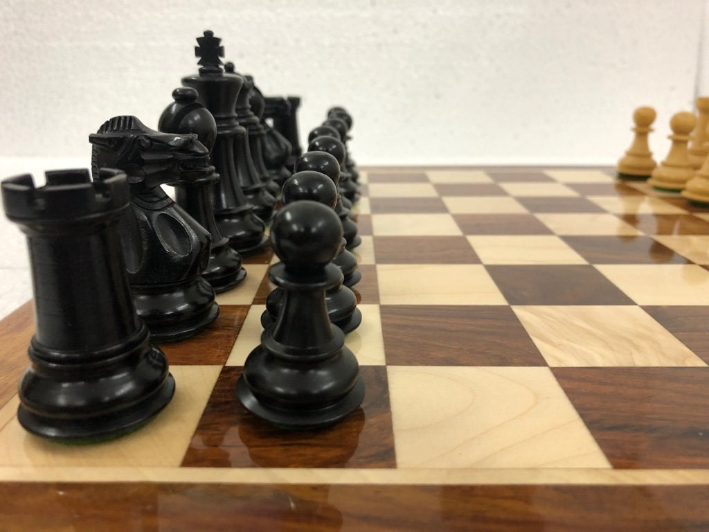 Club Staunton boxwood chess pieces Set in - King 3.75"  Weighted 2 Extra Queens- Black Dyed Boxwood