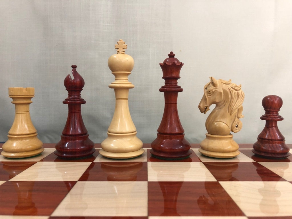 4.5" Luxury Staunton Bud Rosewood & Boxwood Chess pieces Set- Spartan Luxury Double Weighted 2 Extra queens- 4Q