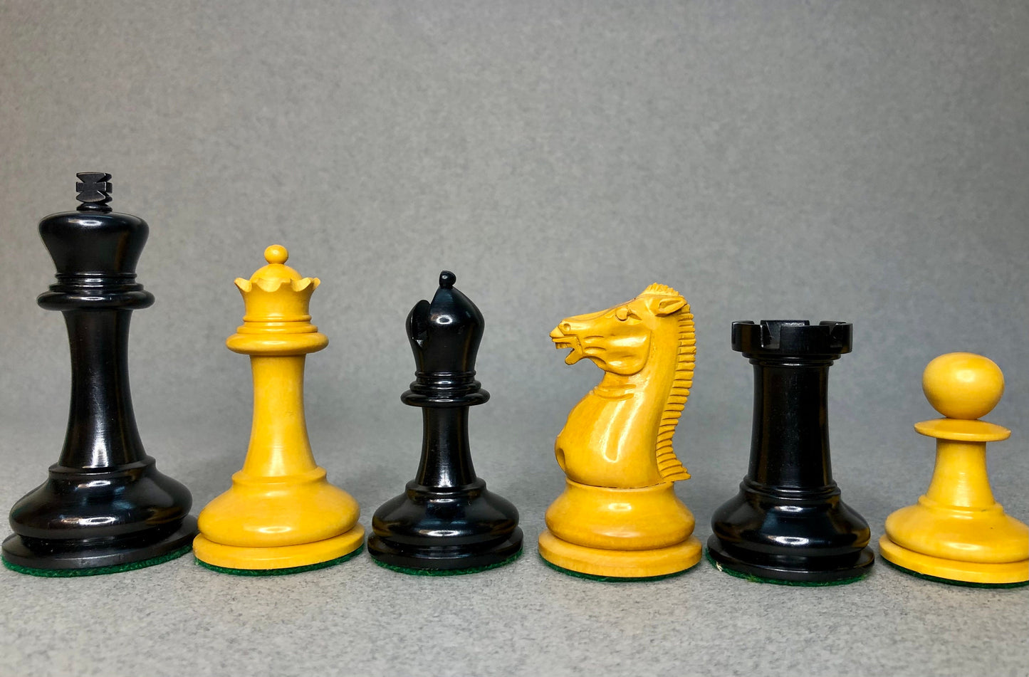 1854 Reproduction Walter Grimshaw Circa 3.5" Staunton Chess Pieces Set in Antiqued Boxwood & Ebony wood- Weighted Extra queens + Storage.