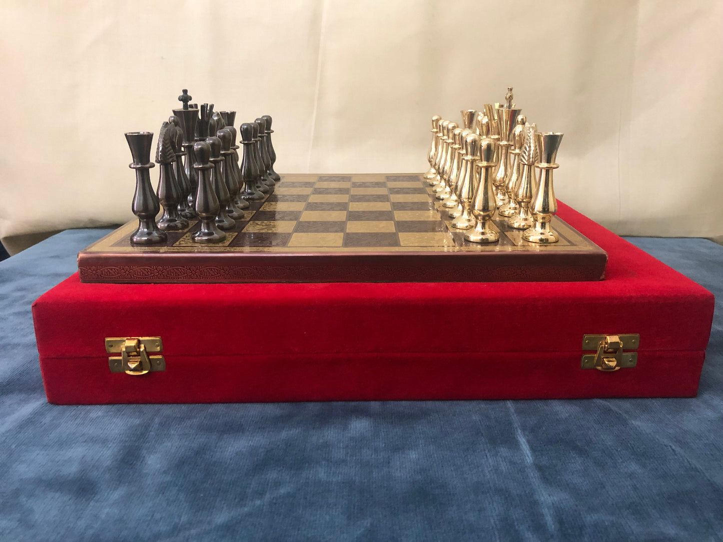14" Brass Metal Chess Set with Brass chess Board and velvet storage box King 3.5" classical design gold & black glossy pieces.