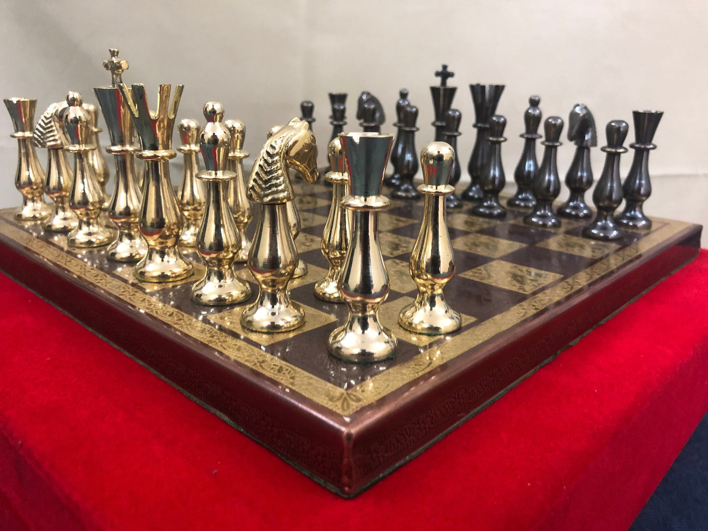 14" Brass Metal Chess Set with Brass chess Board and velvet storage box King 3.5" classical design gold & black glossy pieces.