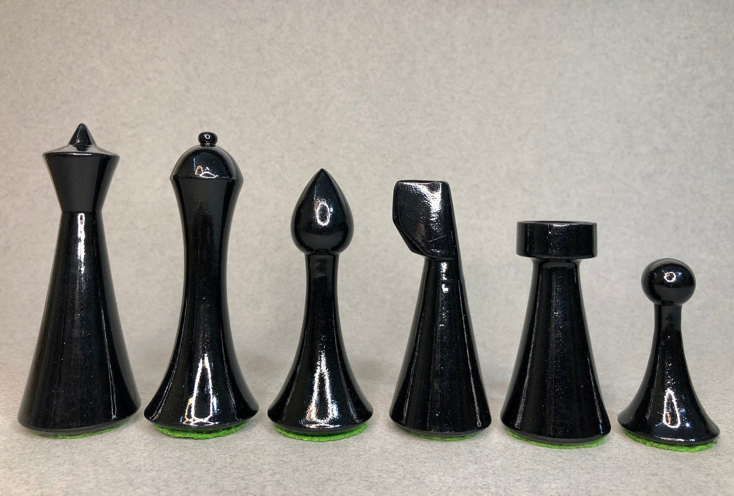 Reproduced Hermann Ohme Minimalist Modern Mid Century Chess Pieces in Red & Black Painted Boxwood-King 3.75"- Weighted chess coins