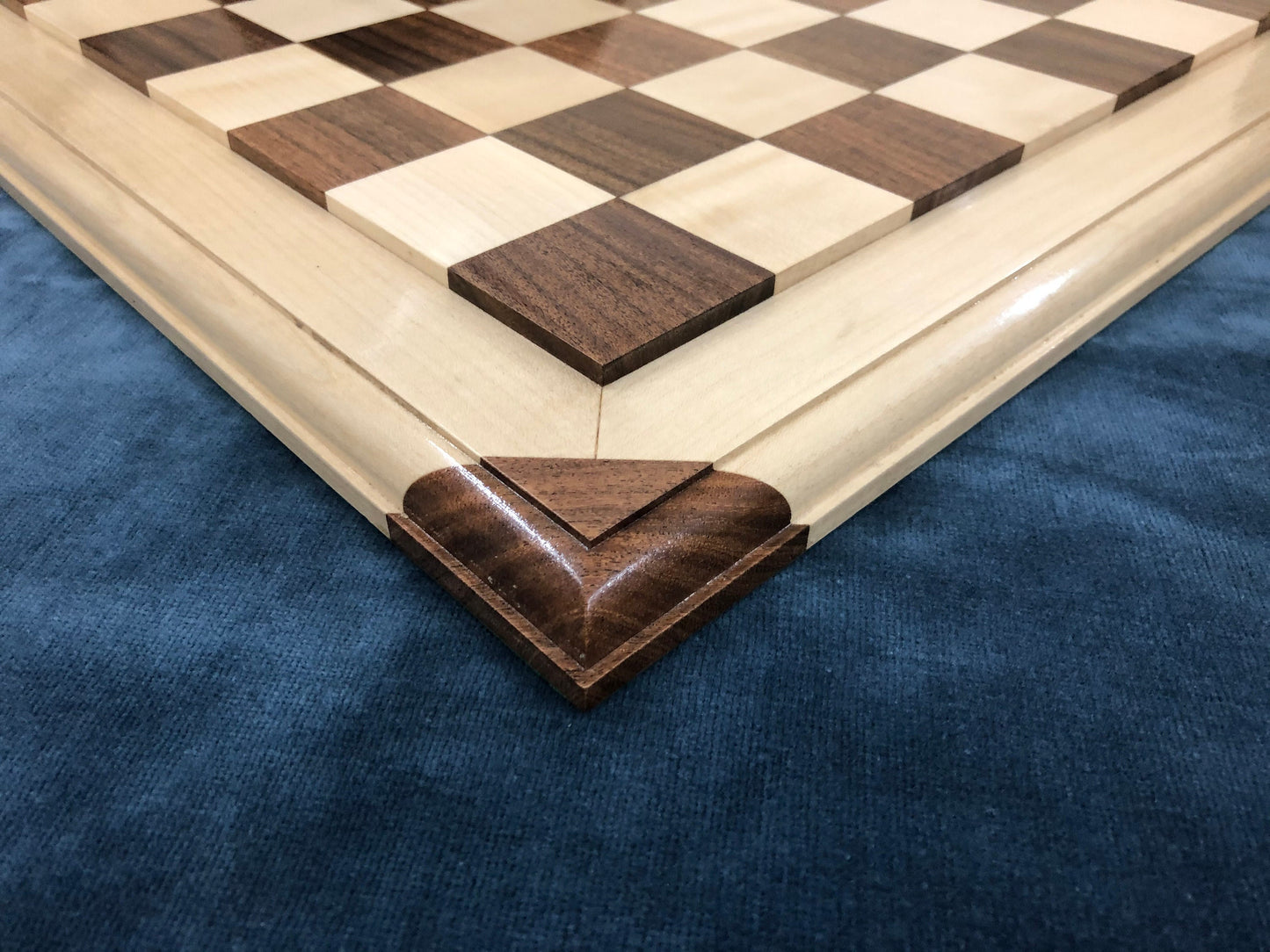 COMBO of 1849 Reproduced Staunton chess pieces set King 4.5" Boxwood RED & WHITE Painted  with 21" Rosewood Chess Board Exclusive design.