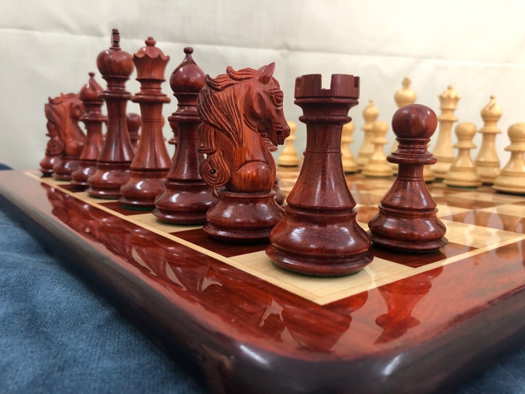 4.5" Luxury Staunton Bud Rosewood & Boxwood Chess pieces Set- Spartan Luxury Double Weighted 2 Extra queens- 4Q