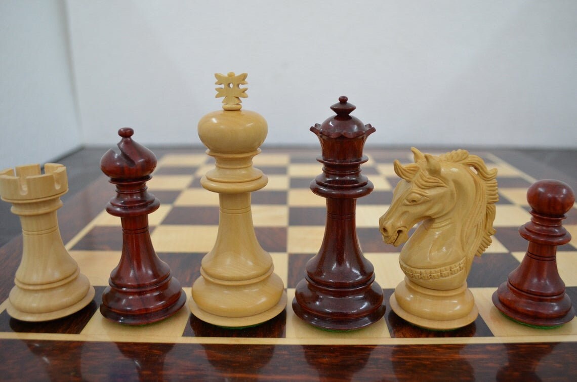4.5" Luxury Staunton Bud Rosewood & Boxwood Chess pieces Set- Alexander Luxury- Triple Weighted 2 Extra queens- 4Q