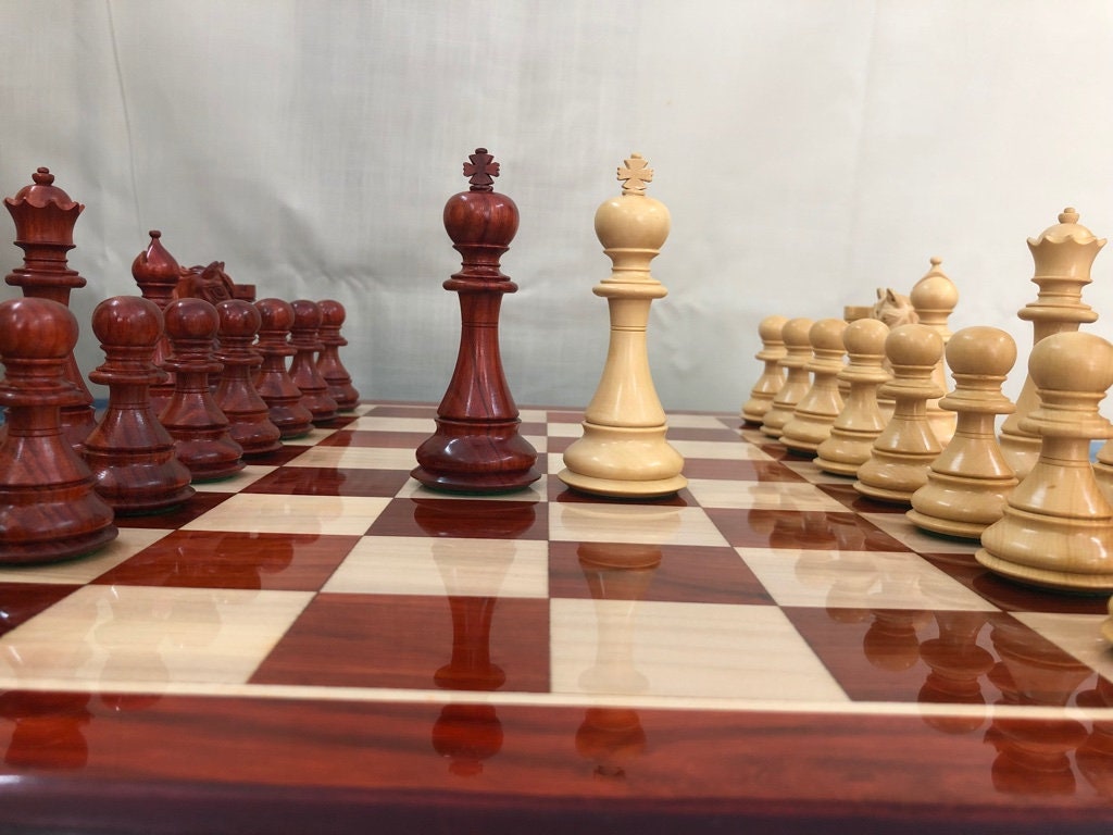 4.5" Luxury Staunton Bud Rosewood & Boxwood Chess pieces Set- Spartan Luxury Double Weighted 2 Extra queens- 4Q
