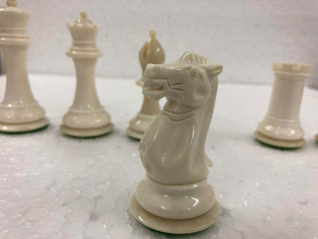 1849 Reproduced Staunton chess Pieces set Camel Bone king 3.5" hand carved unique collector vintage chess pieces